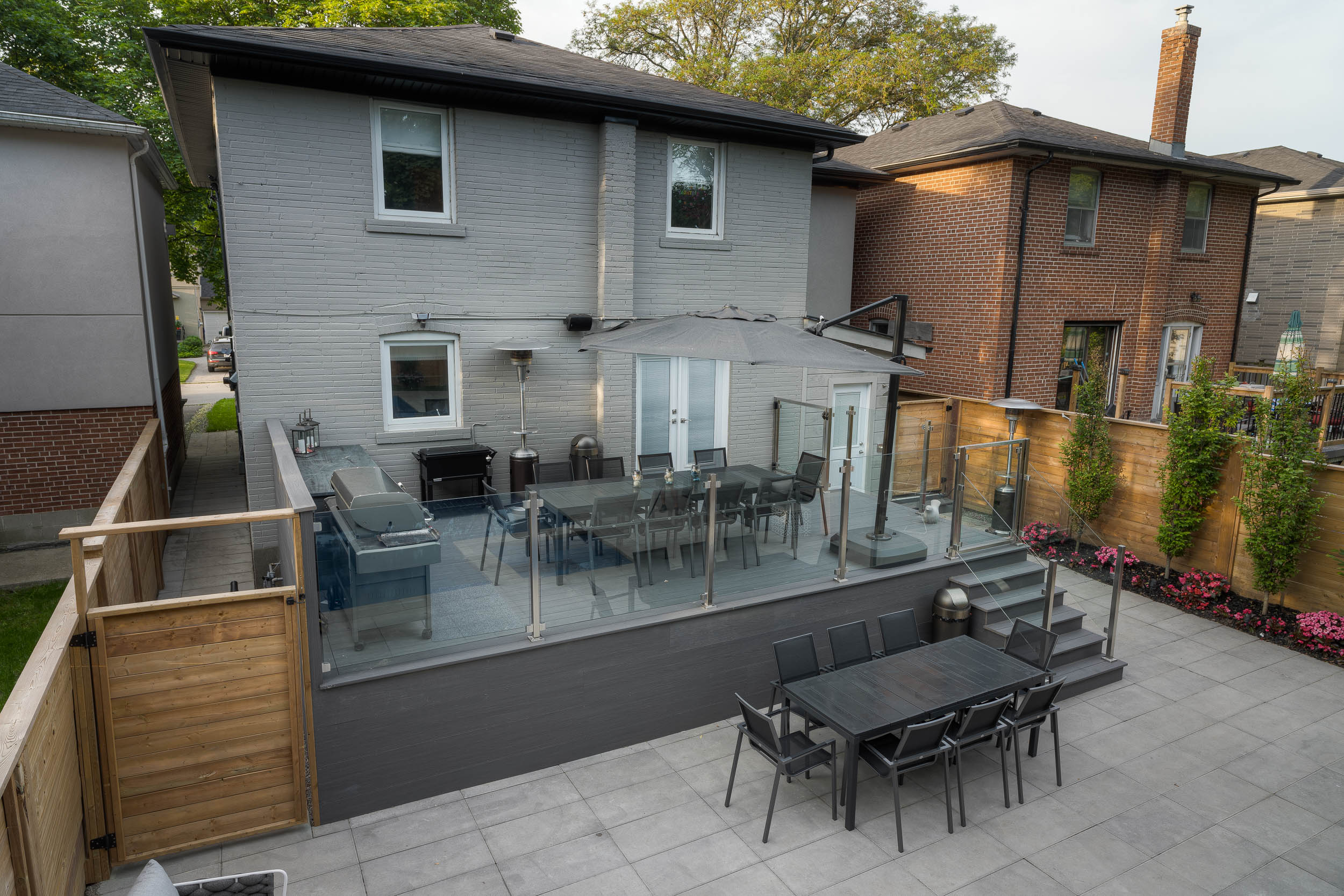 Toronto Railings provides exterior, interior and stairway railings in